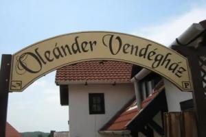 Гостевой дом «Oleander Vendégház», Тихань