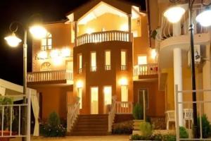 Aquarelle Hotel, Золотые пески