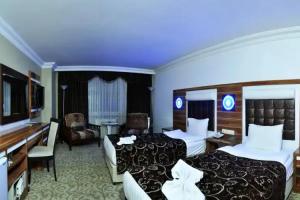 Demosan Hotel, Караман