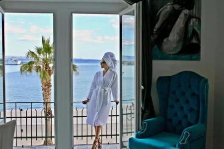 Galeria Valeria Seaside Downtown - MAG Quaint & Elegant Boutiques - 219