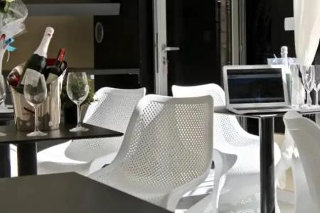 Galeria Valeria Seaside Downtown - MAG Quaint & Elegant Boutiques - 32