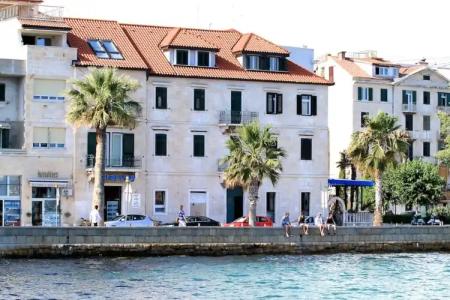 Galeria Valeria Seaside Downtown - MAG Quaint & Elegant Boutiques - 19