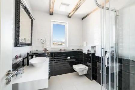 Galeria Valeria Seaside Downtown - MAG Quaint & Elegant Boutiques - 82