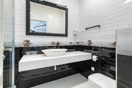 Galeria Valeria Seaside Downtown - MAG Quaint & Elegant Boutiques - 88