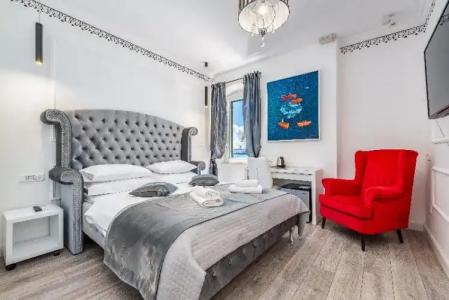 Galeria Valeria Seaside Downtown - MAG Quaint & Elegant Boutiques - 139