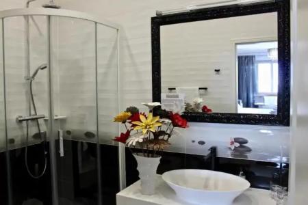 Galeria Valeria Seaside Downtown - MAG Quaint & Elegant Boutiques - 53