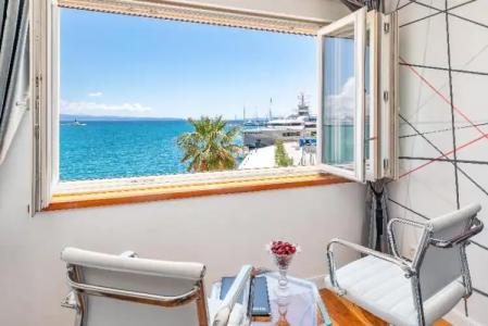 Galeria Valeria Seaside Downtown - MAG Quaint & Elegant Boutiques - 172