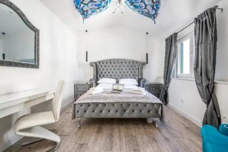 Galeria Valeria Seaside Downtown - MAG Quaint & Elegant Boutiques - 138