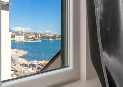 Galeria Valeria Seaside Downtown - MAG Quaint & Elegant Boutiques - 124