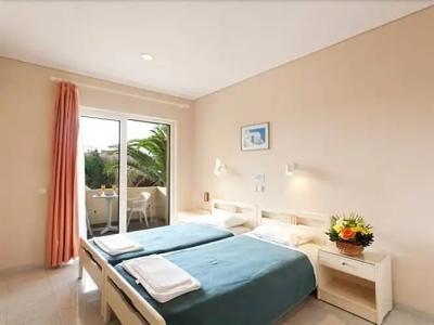 Santa Helena Beach - 4