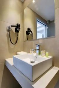 Santa Helena Beach - 8