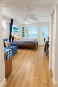 Georgian Inn Beach Club - 29