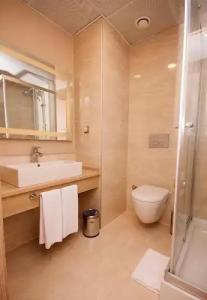 Golden Way Giyimkent - 101