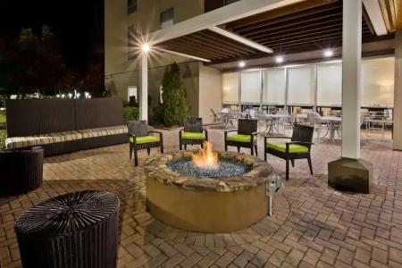 Home2 Suites by Hilton - 7