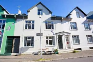 Гостевой дом «Alfholl», Рейкьявик