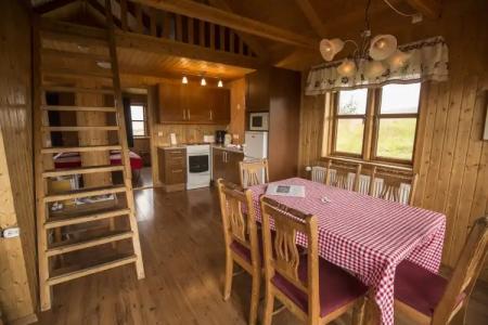 Hestasport Cottages - 17