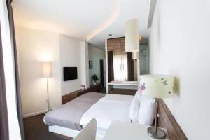 Hotel «Sole», Ниш