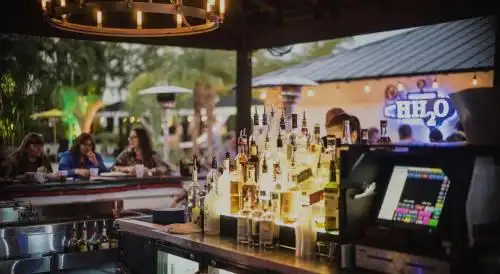 Hollander - Downtown St. Petersburg - 16