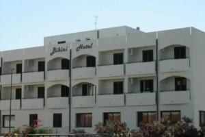 Bikini Hotel, Виесте