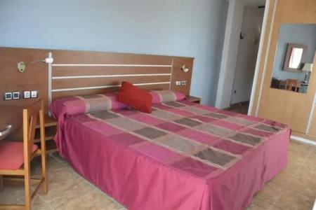 La Familia Gallo Rojo - 5