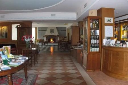 Club - 12