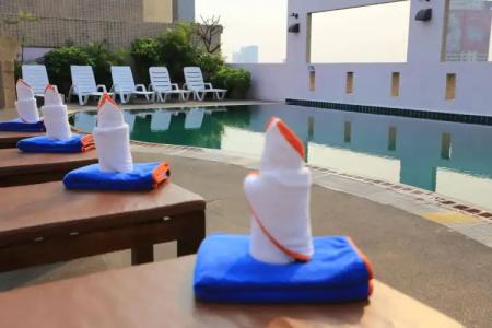 Karnmanee Palace - 14