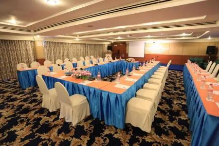 Karnmanee Palace - 8