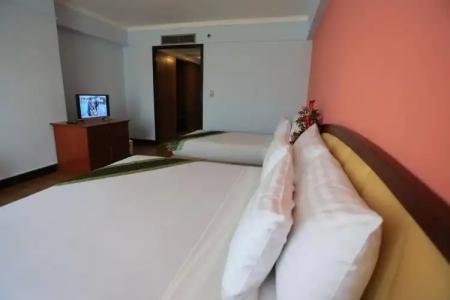 Karnmanee Palace - 5