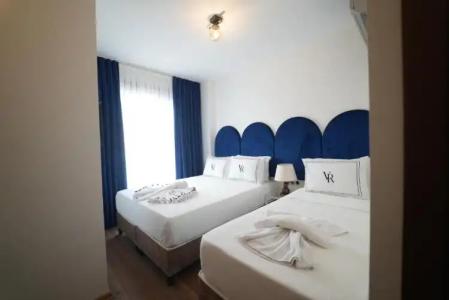 Old City Luxx Boutique - 44