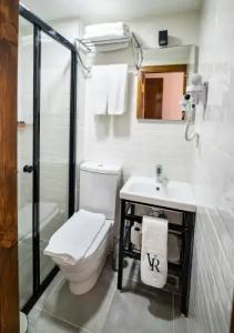 Old City Luxx Boutique - 21