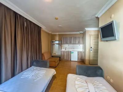 Club Selen Icmeler (Former Selen 2) - 62