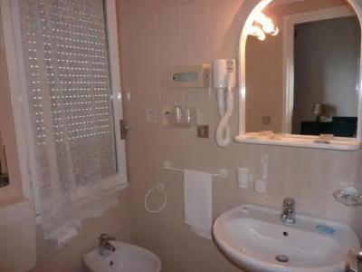 Ariston Montecarlo - 28