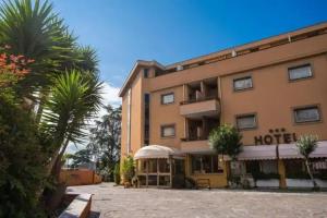 Hotel «Santa Maura», Рим