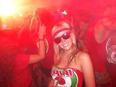 Sunflower Beach Backpacker Hostel - 30