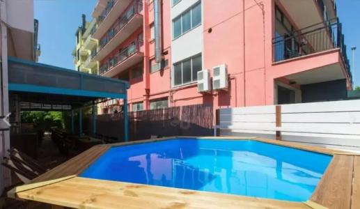 Sunflower Beach Backpacker Hostel - 48