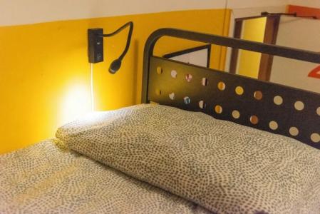 Sunflower Beach Backpacker Hostel - 35