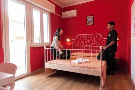 Sunflower Beach Backpacker Hostel - 36