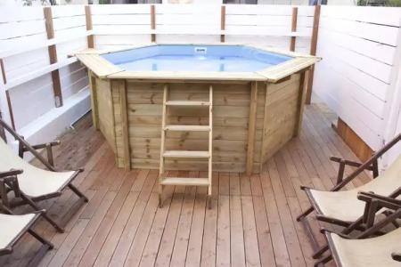 Sunflower Beach Backpacker Hostel - 8