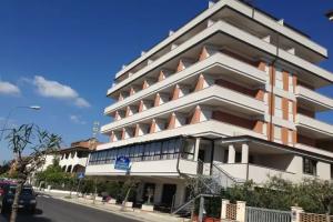 Hotel «Riviera», Порто-Сан-Джорджо