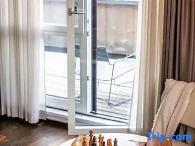 The Flag züRich - 151