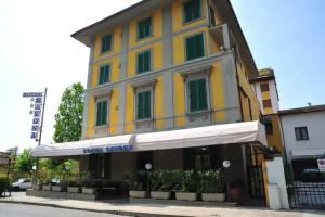 Hotel «Savona», Монтекатини-Терме
