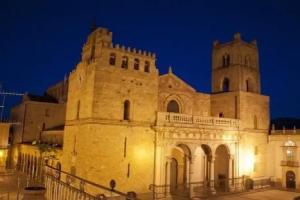 Гостевой дом «Affittacamere Hootel Duomo», Монреале