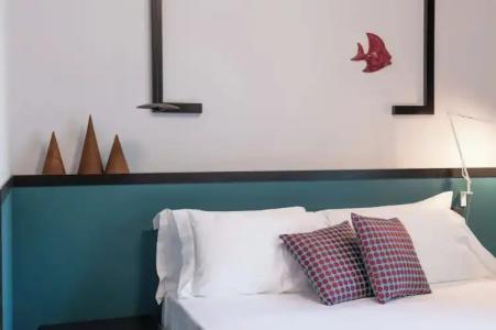 Globus, Sure Hotel Collection by Best Western - 75