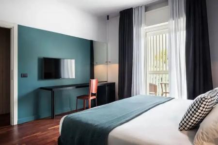 Globus, Sure Hotel Collection by Best Western - 89