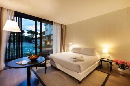 Globus, Sure Hotel Collection by Best Western - 47