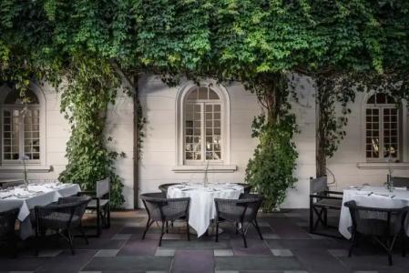 Globus, Sure Hotel Collection by Best Western - 36