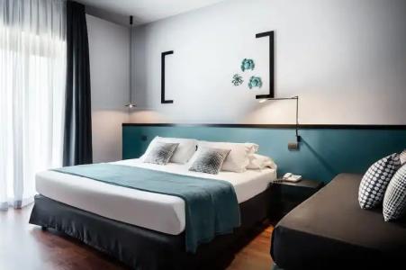 Globus, Sure Hotel Collection by Best Western - 80