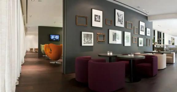 Globus, Sure Hotel Collection by Best Western - 17