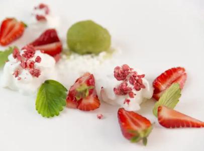 Globus, Sure Hotel Collection by Best Western - 11