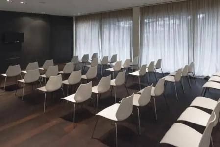 Globus, Sure Hotel Collection by Best Western - 22